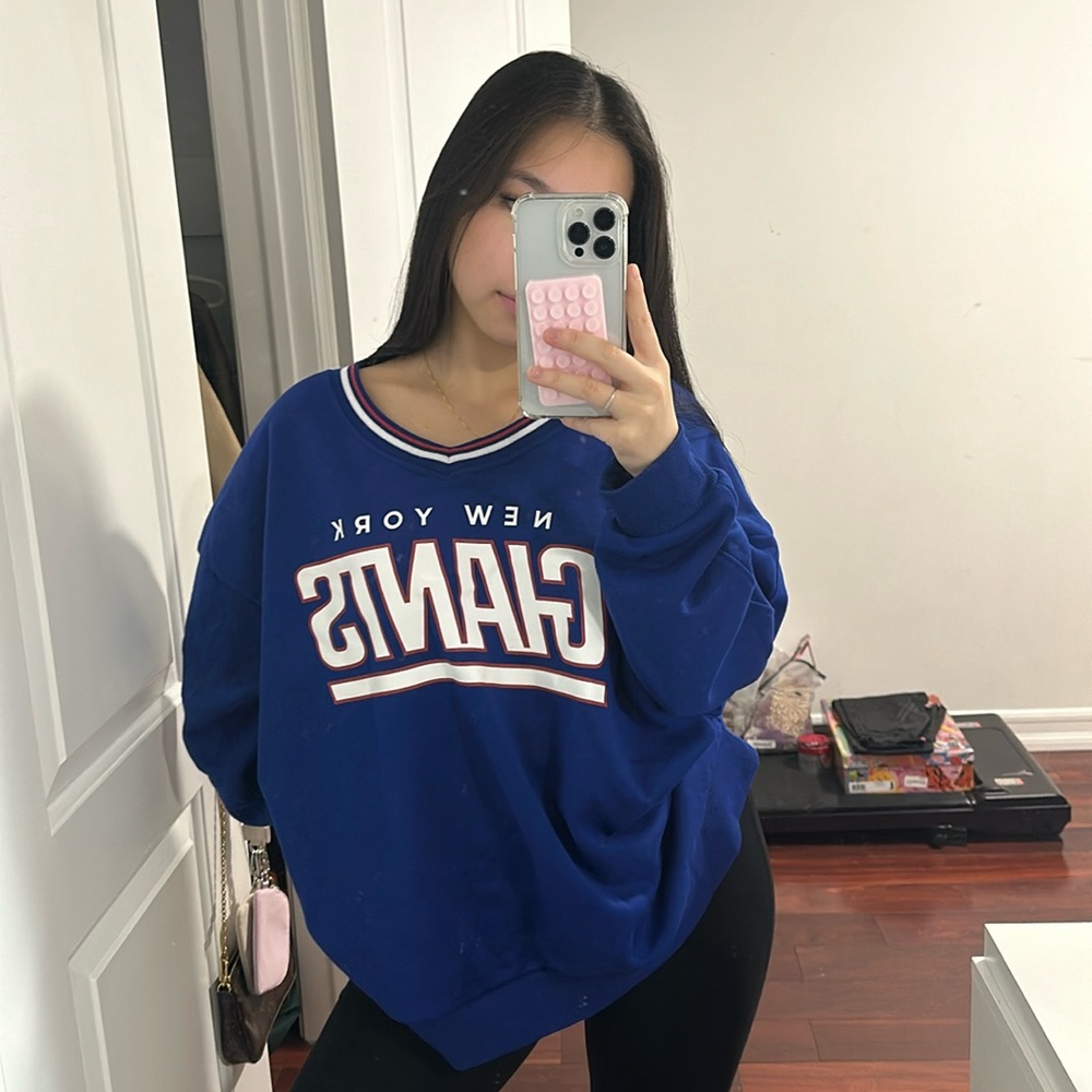 GIANTS SWEATER